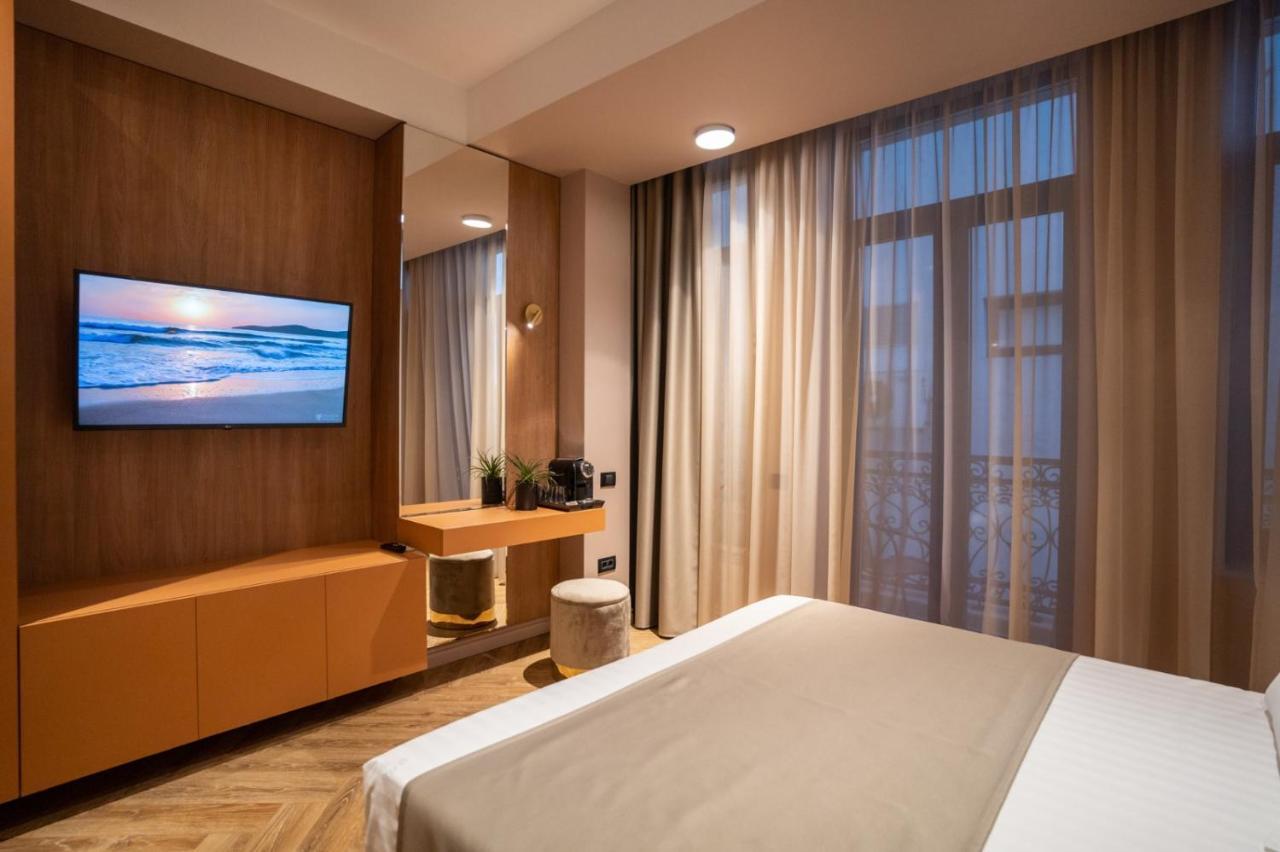 Hotel Alnis Boutique 4*
