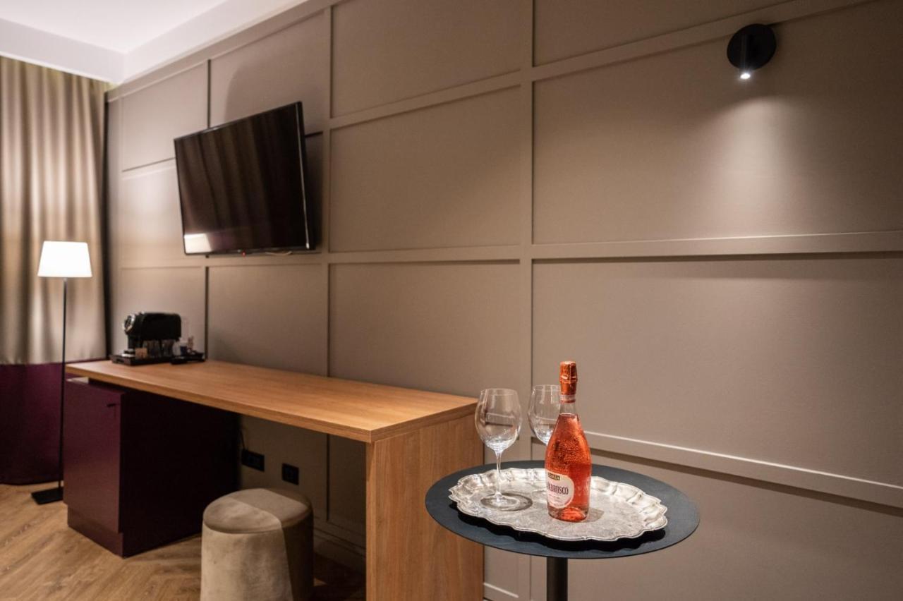 Alnis Boutique 4*